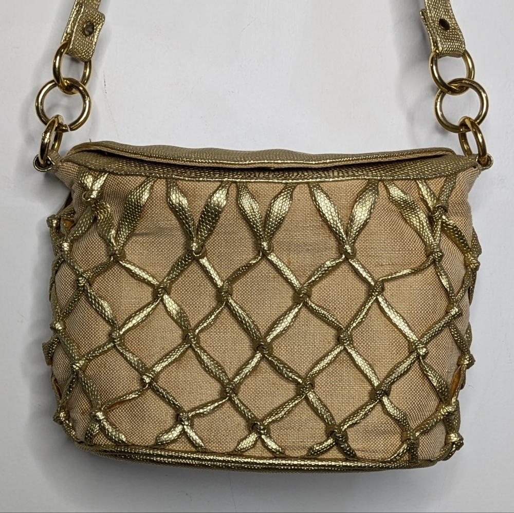 Vintage Tianni Tan Gold Knotted Chain Link Bunch Small Bucket Bag